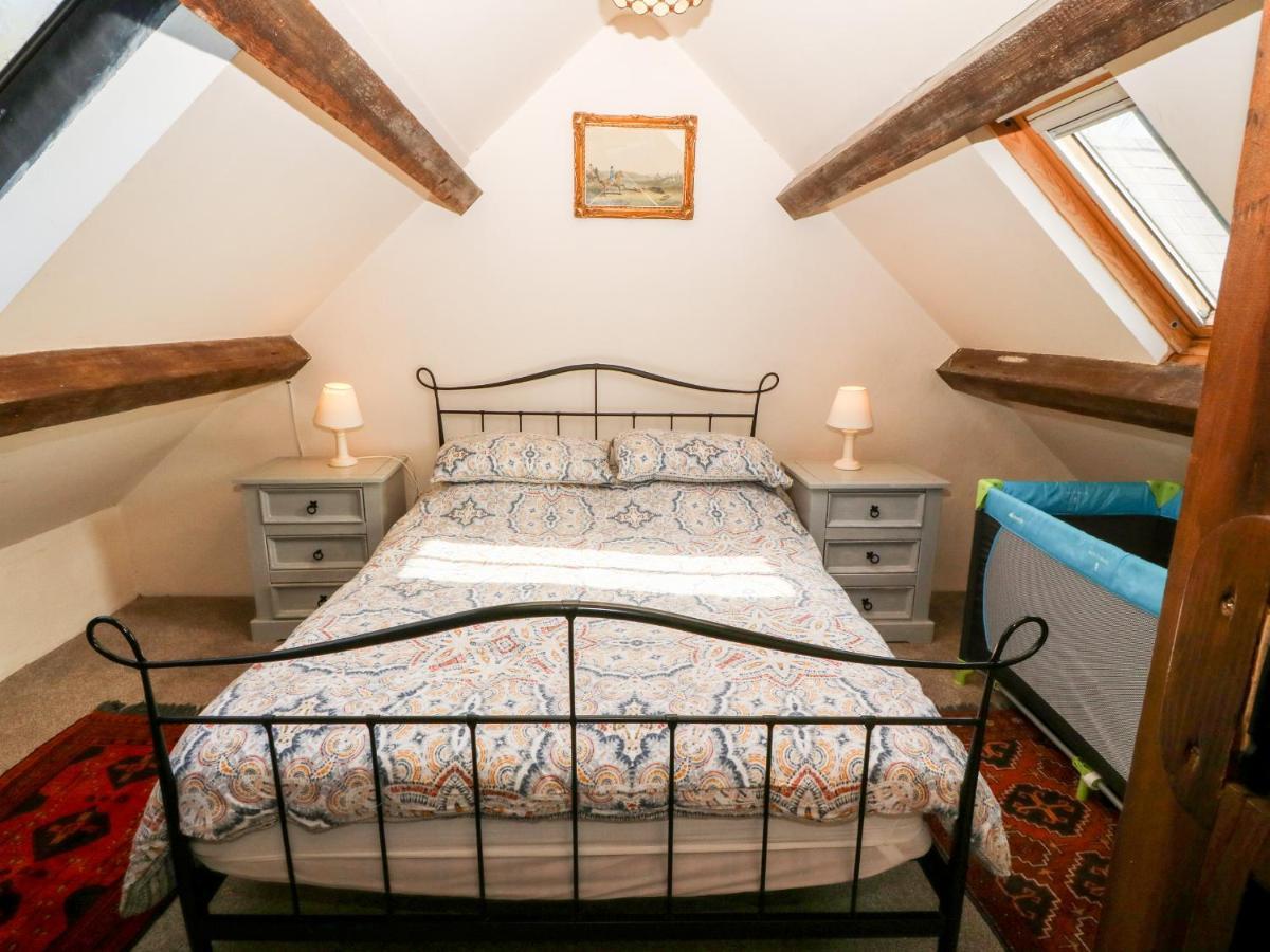 Bwthyn Yr Helyg Willow Cottage Llannor Eksteriør billede