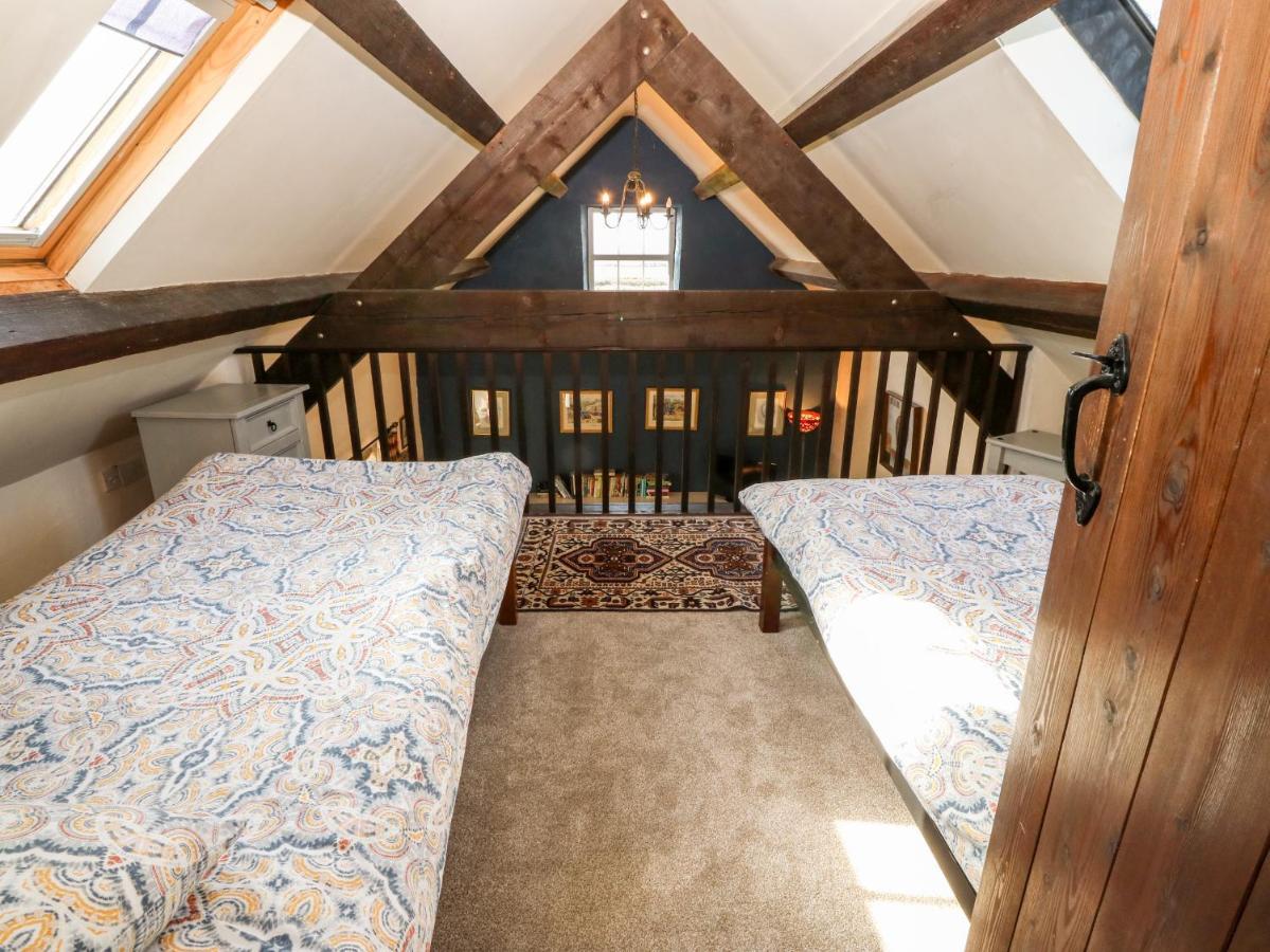 Bwthyn Yr Helyg Willow Cottage Llannor Eksteriør billede