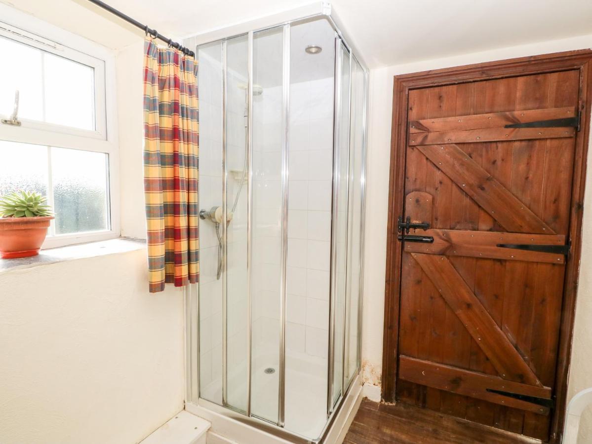 Bwthyn Yr Helyg Willow Cottage Llannor Eksteriør billede